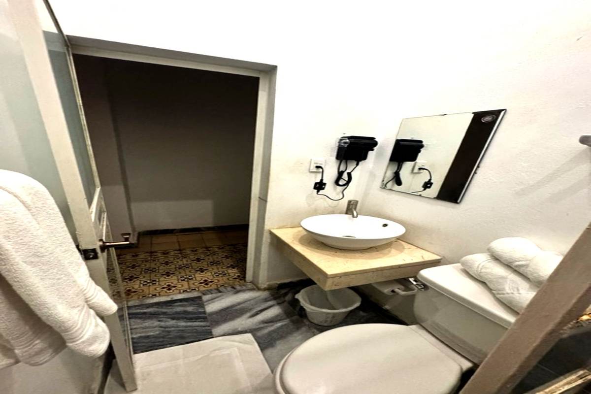 Family Comfort Room thumbnail 6